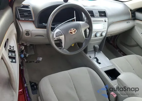 2007 Toyota Camry Ce z USA, uszkodzony, nr VIN 4T1BE46K77U044053